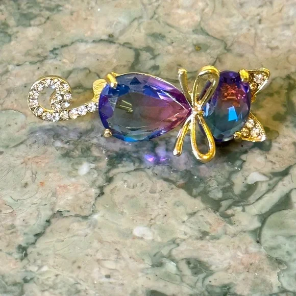 Crystal Cat Pin Brooch - Picture 2 of 3